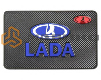 Коврик с логотипом Lada на панель приборов